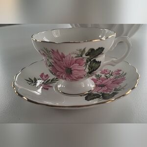 Teacup And Saucer Set Bone China